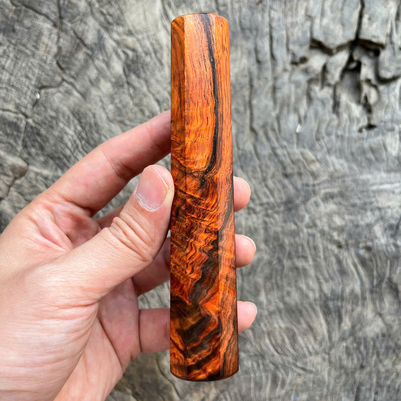 I- 2 Orange Curly Siam Rosewood handle, Mono, 135 mm
