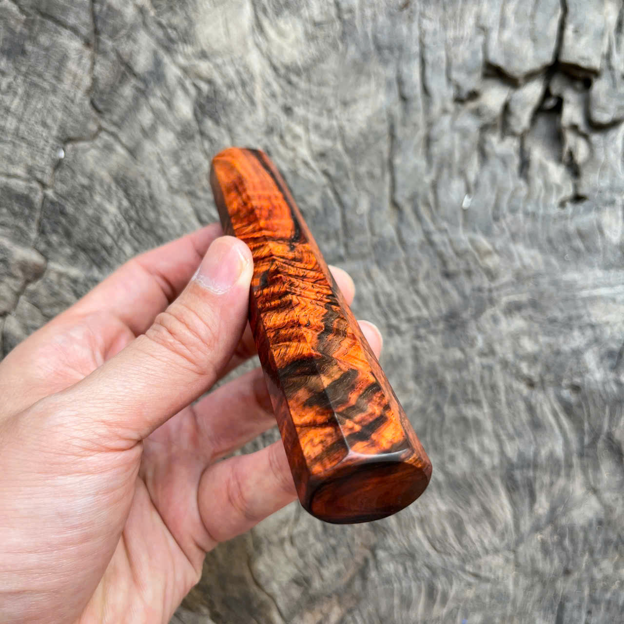 I- 2 Orange Curly Siam Rosewood handle, Mono, 135 mm