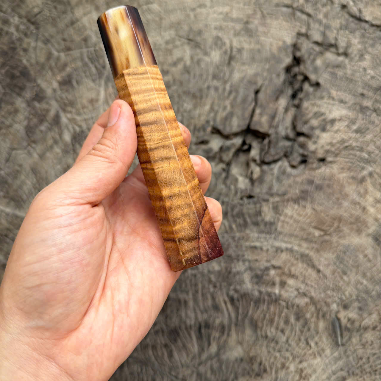 I - Very special Curly Gold Rosewood Wa handle , Marble horn Ferrule , 140mm handle