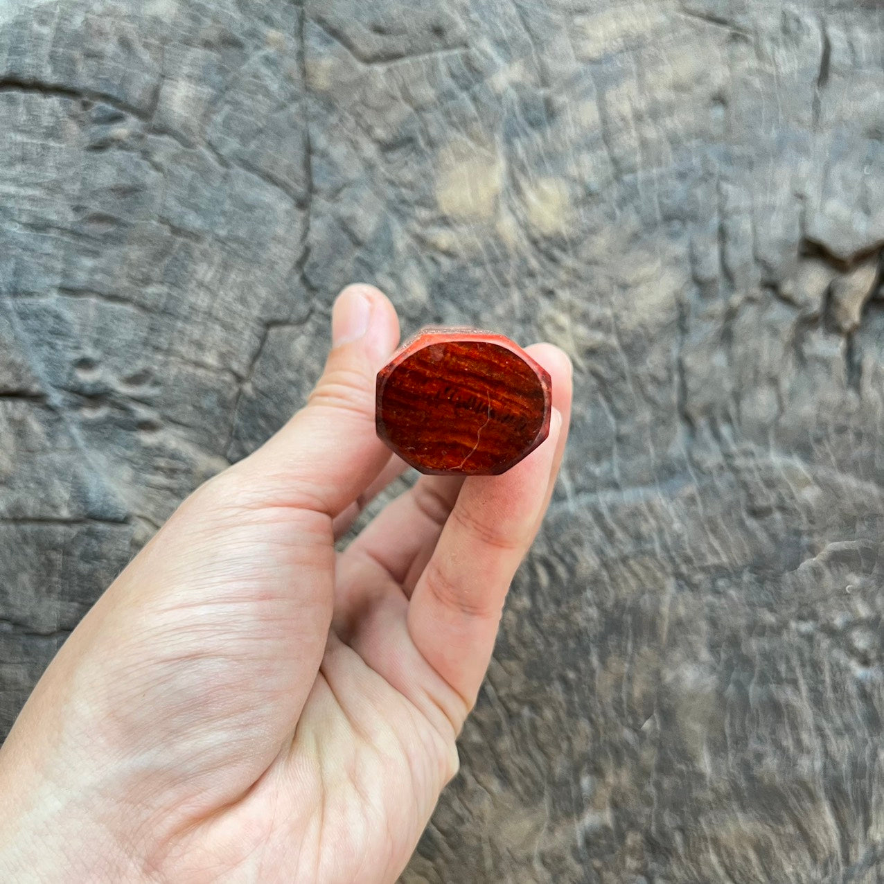 I-   Curly Orange Siamese Rosewood Wa handle with black horn - 140mm