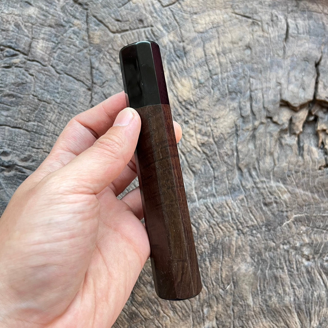 I - 3 Black Curly Red Siam Rosewood Wa handle with black horn - 145mm