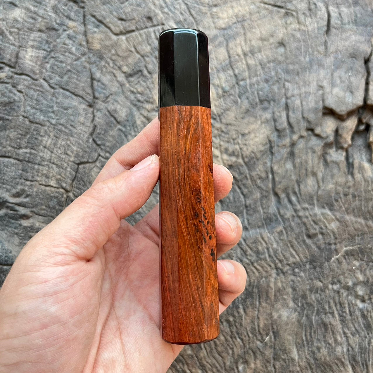 I- 2 Burl Siam Rosewood burl with black horn ferrule - 135mm