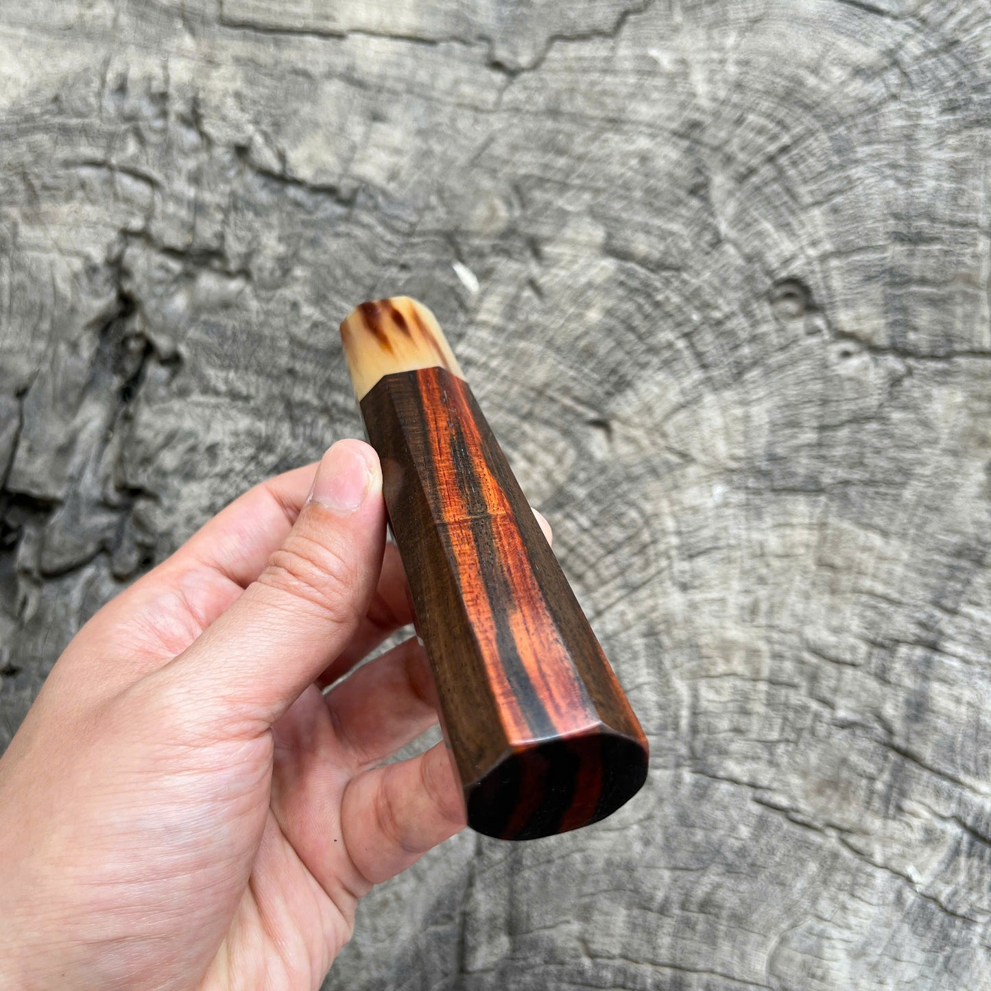I- 19 Siam Rosewood Wa handle with red line, Marble horn ferrule - 135mm
