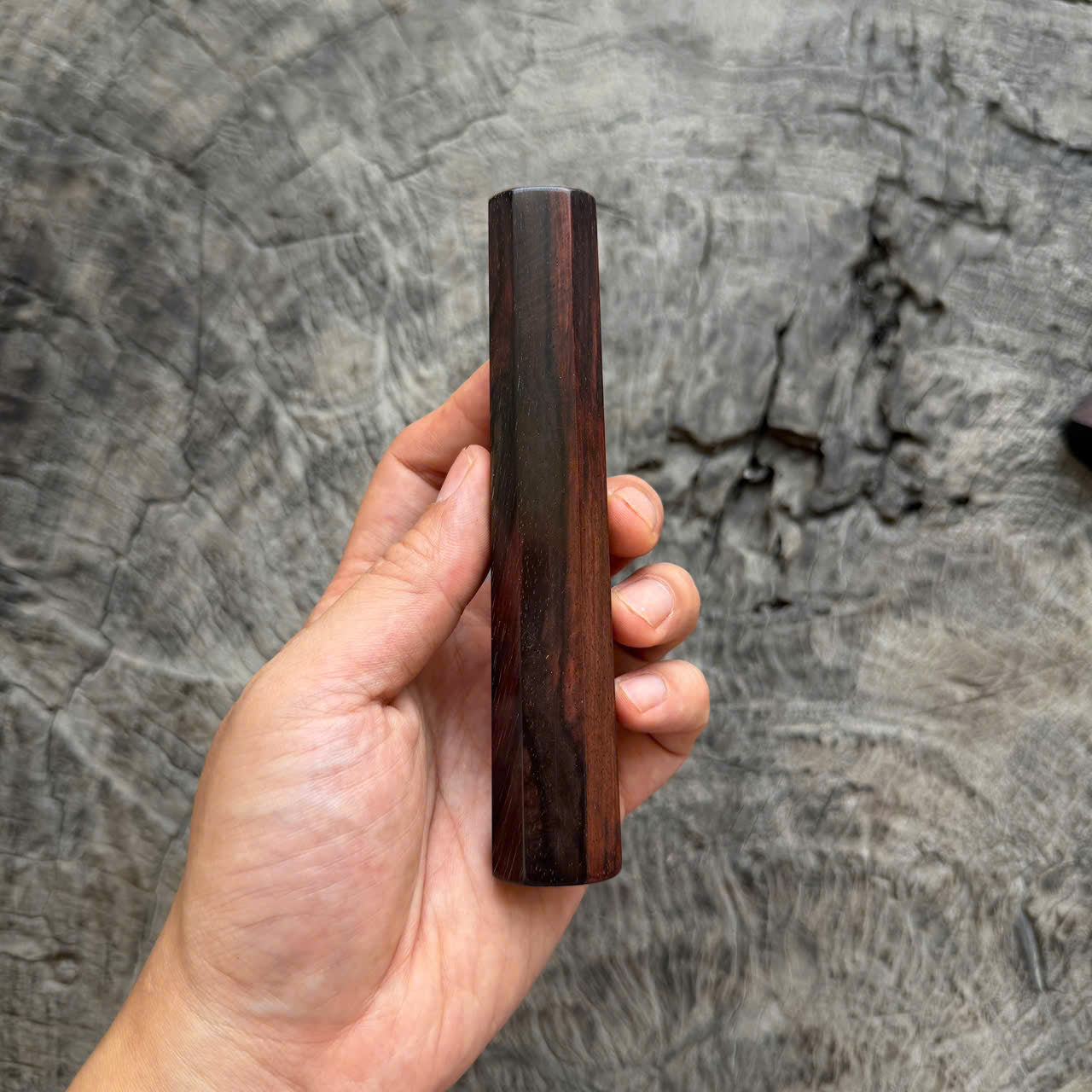 I- 47 Siamese Rosewood Wa handle, Mono, 135mm handle,
