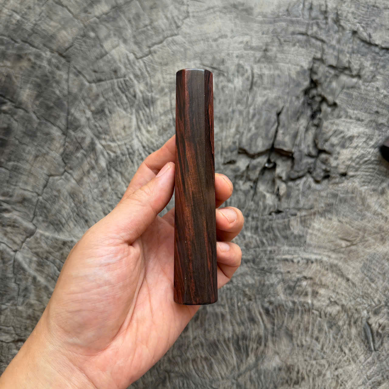I- 47 Siamese Rosewood Wa handle, Mono, 135mm handle,