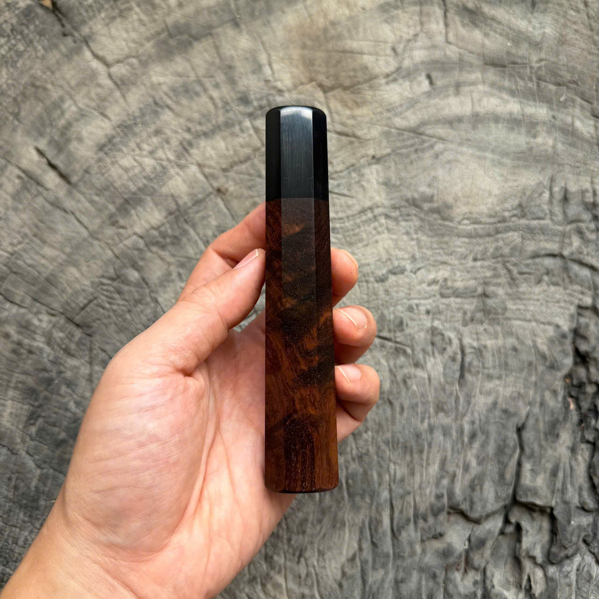 I- 69 Siamese Rosewood Wa handle, Black Horn Ferrule, 135mm handle