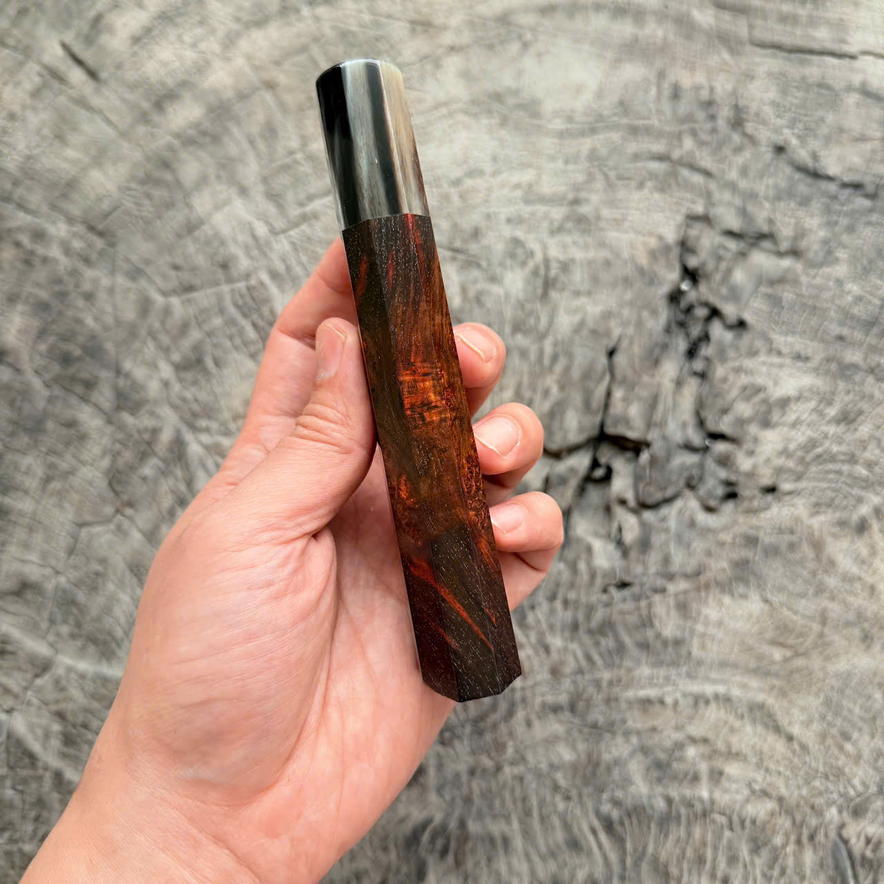 I - SUPER Siamese Rosewood Burl Wa handle, Live Edge, Cool black white horn Ferrule,  145mm handle