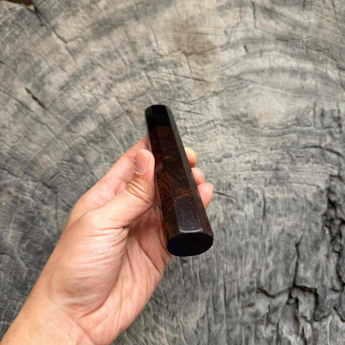 I- 69 Siamese Rosewood Wa handle, Black Horn Ferrule, 135mm handle
