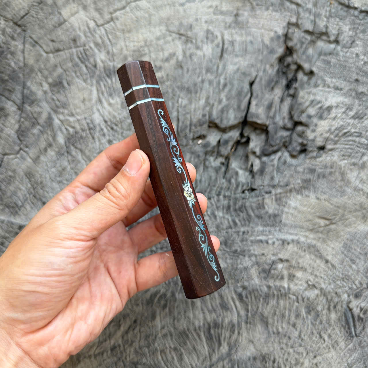 I -Siamese Rosewood with Mother of Pearl Inlay, Mono, 140mm handle