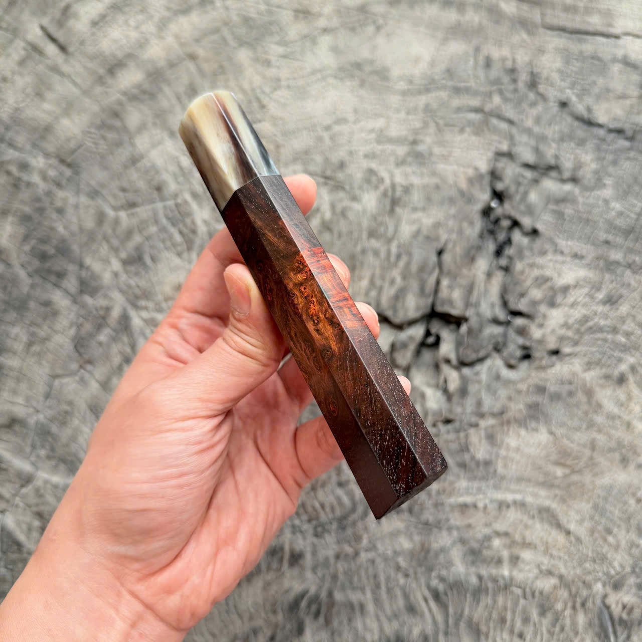 I - SUPER Siamese Rosewood Burl Wa handle, Live Edge, Cool black white horn Ferrule,  145mm handle