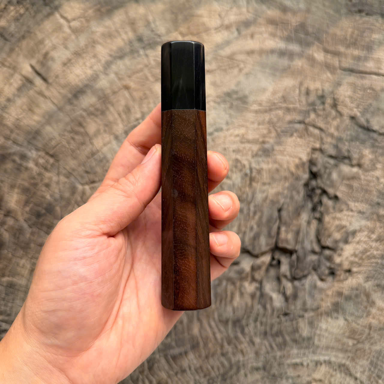 I- 13 Burl Siamese Rosewood Wa handle, Black White horn Ferrule - 135mm