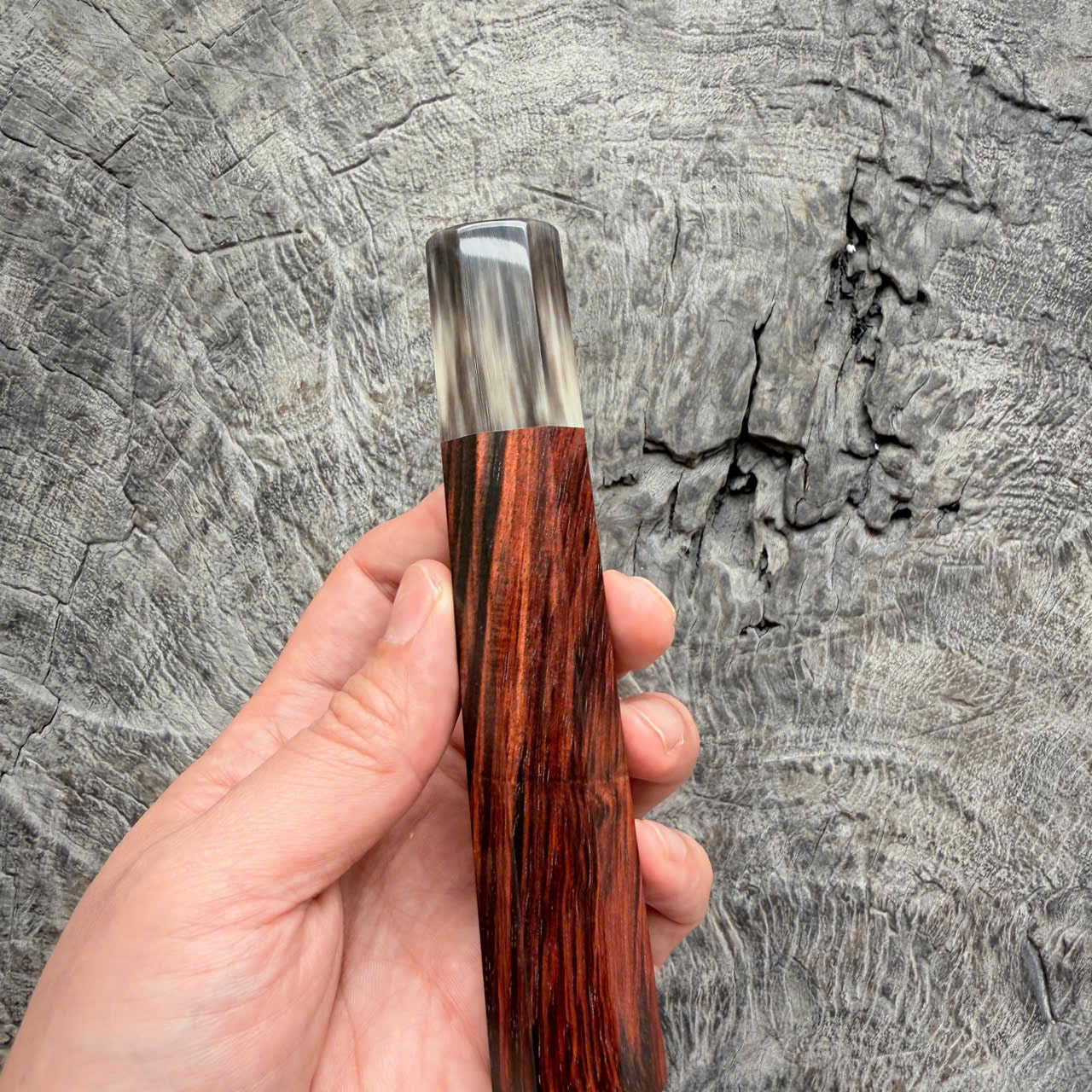 I -19 Black Red Siamese Rosewood Wa handle, Black white horn Ferrule , 140mm handle