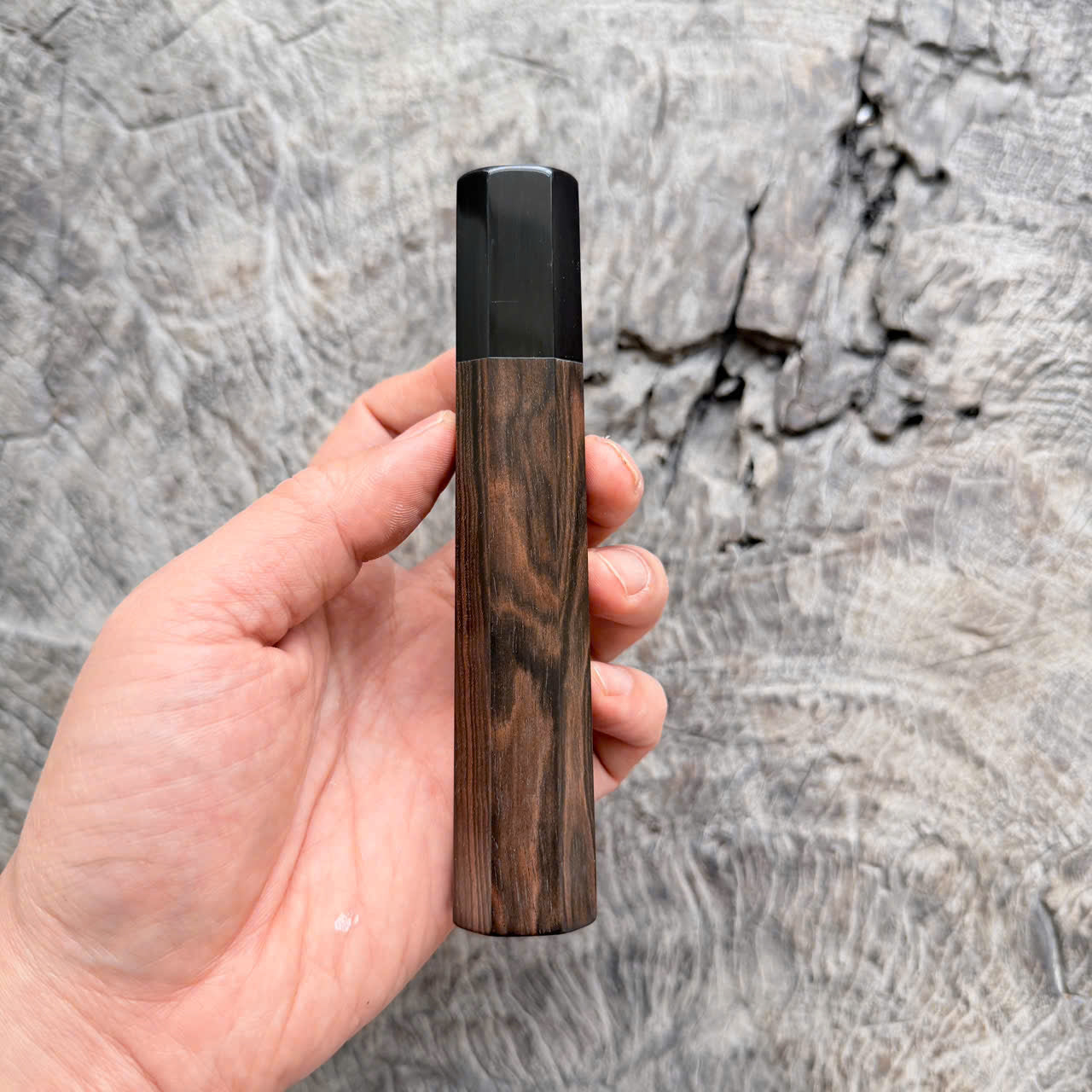 I- 16 Madagascar ebony Wa handle, Black horn Ferrule - 135mm