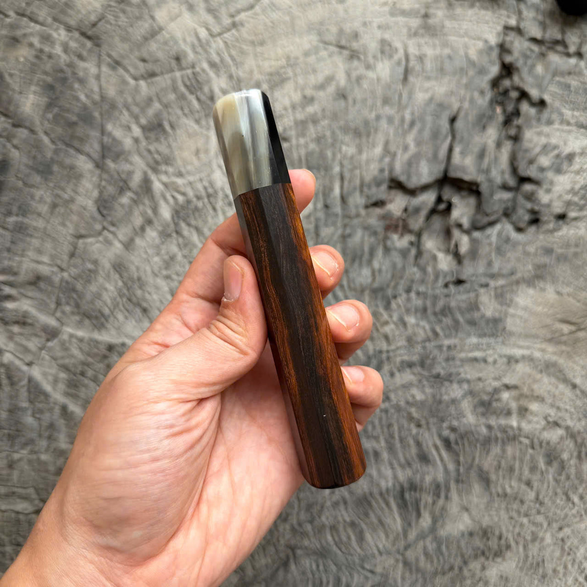 I- 11 Dark Desert Ironwood Wa handle, Black Cream horn ferrule, 135mm handle