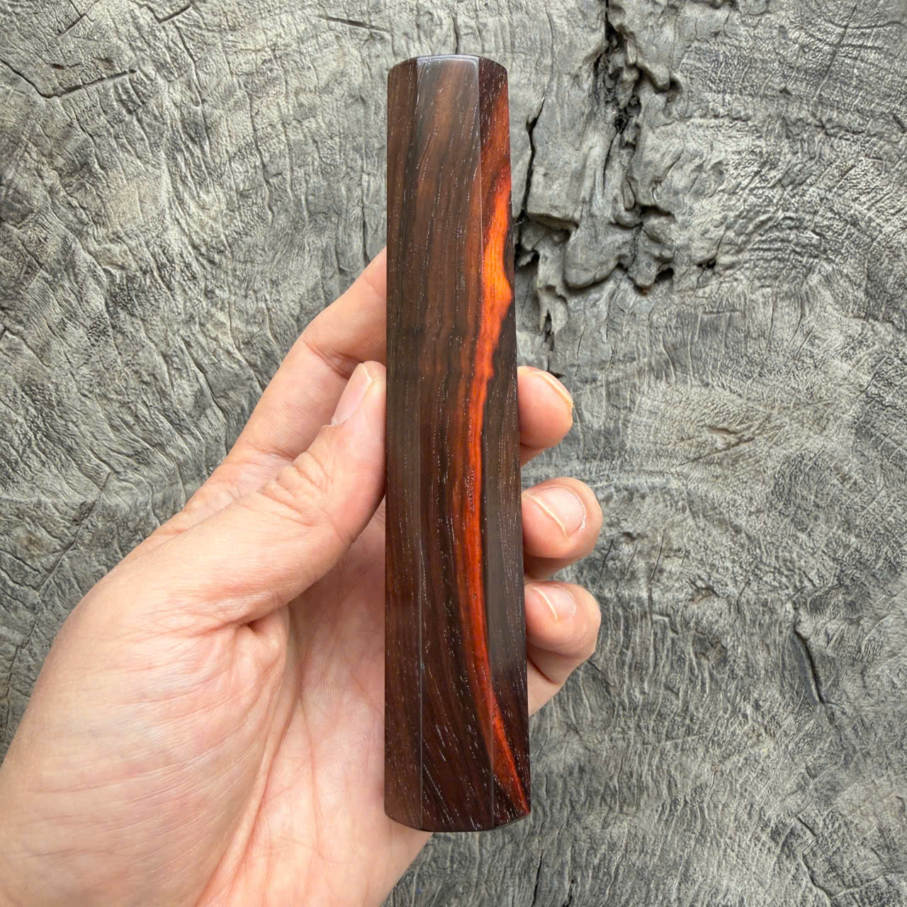 I - 12 Curly Siamese Rosewood Wa handle, Mono -  140 mm