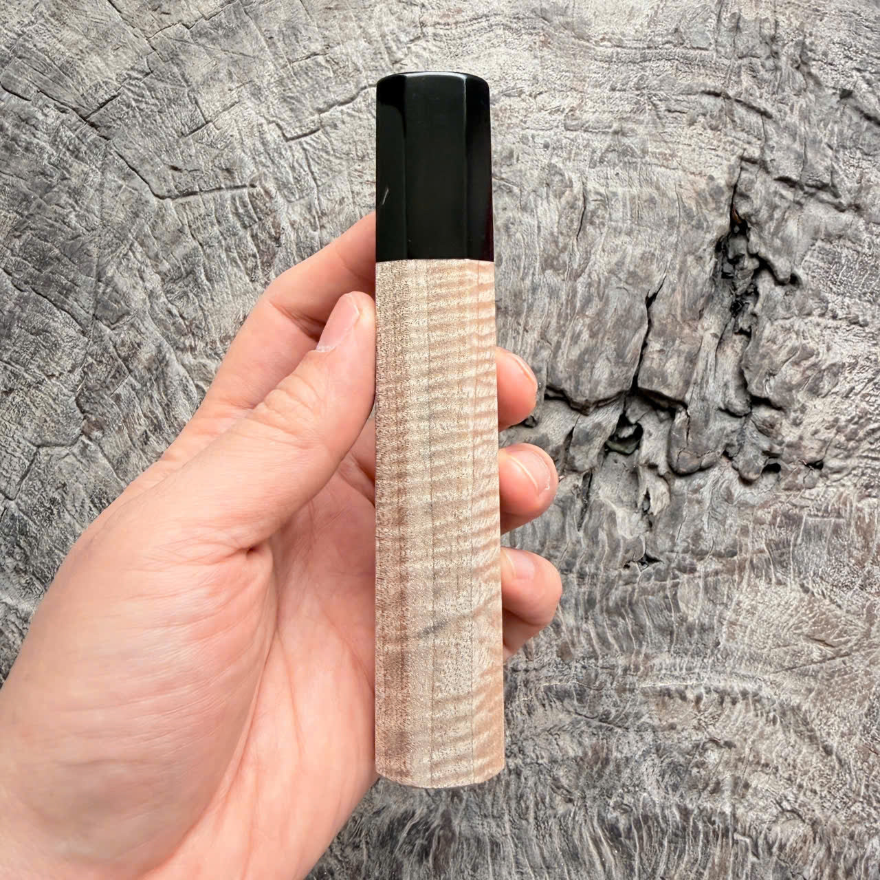 I - 3 Full Curly Mango Wa handle - black horn ferrule - 140 mm