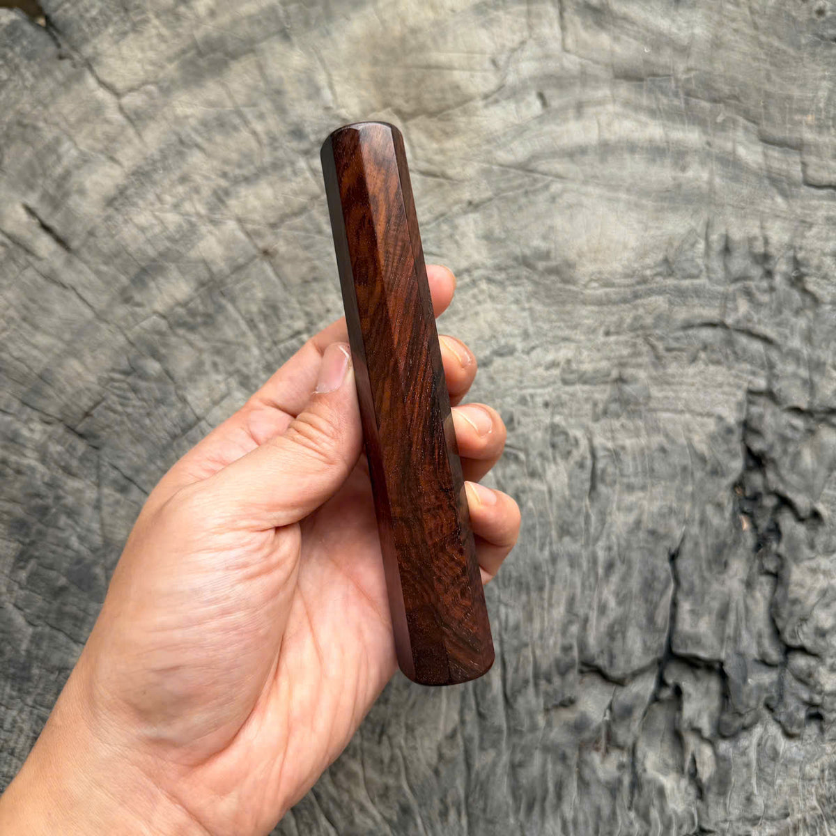 I- 59 Quilted Siamese Rosewood Wa handle, Mono, 135mm handle