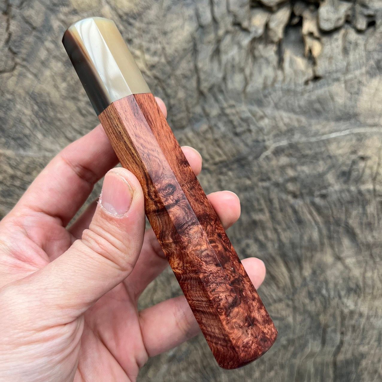 I- Super rare burl Rosewood Wa handle with marble horn - 135mm