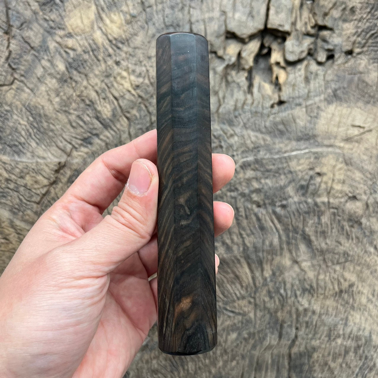 I -8 Horizontal grain Ebony Wa handle, Mono - 145mm