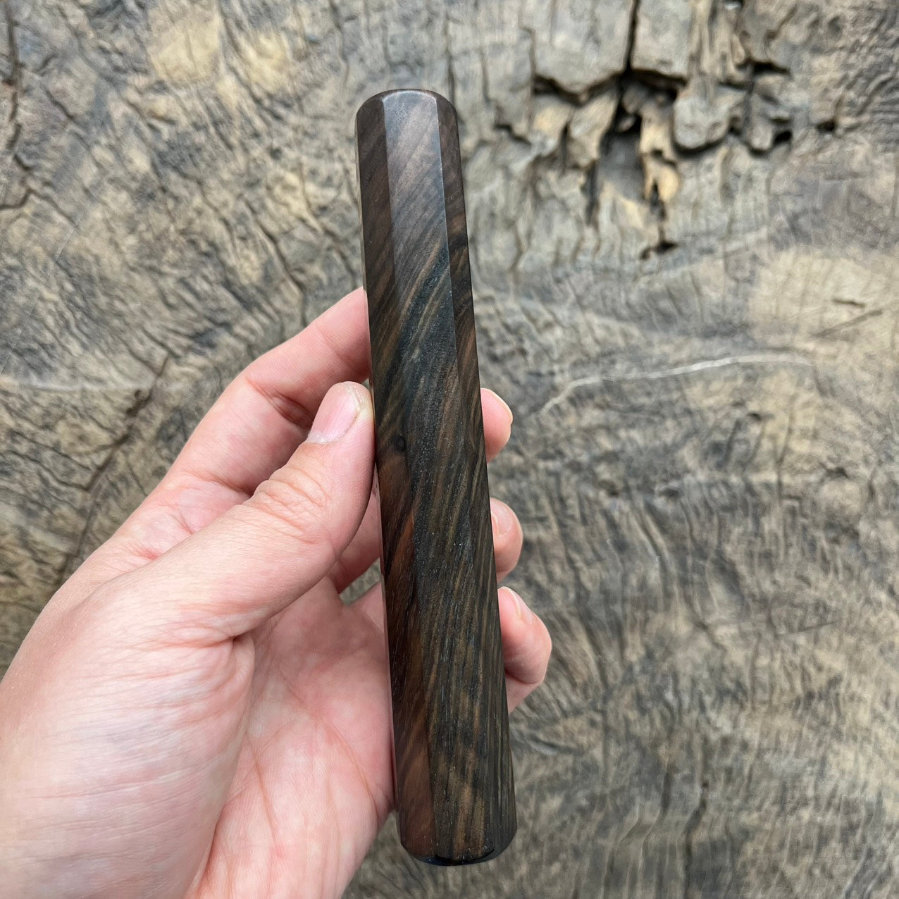 I -8 Horizontal grain Ebony Wa handle, Mono - 145mm