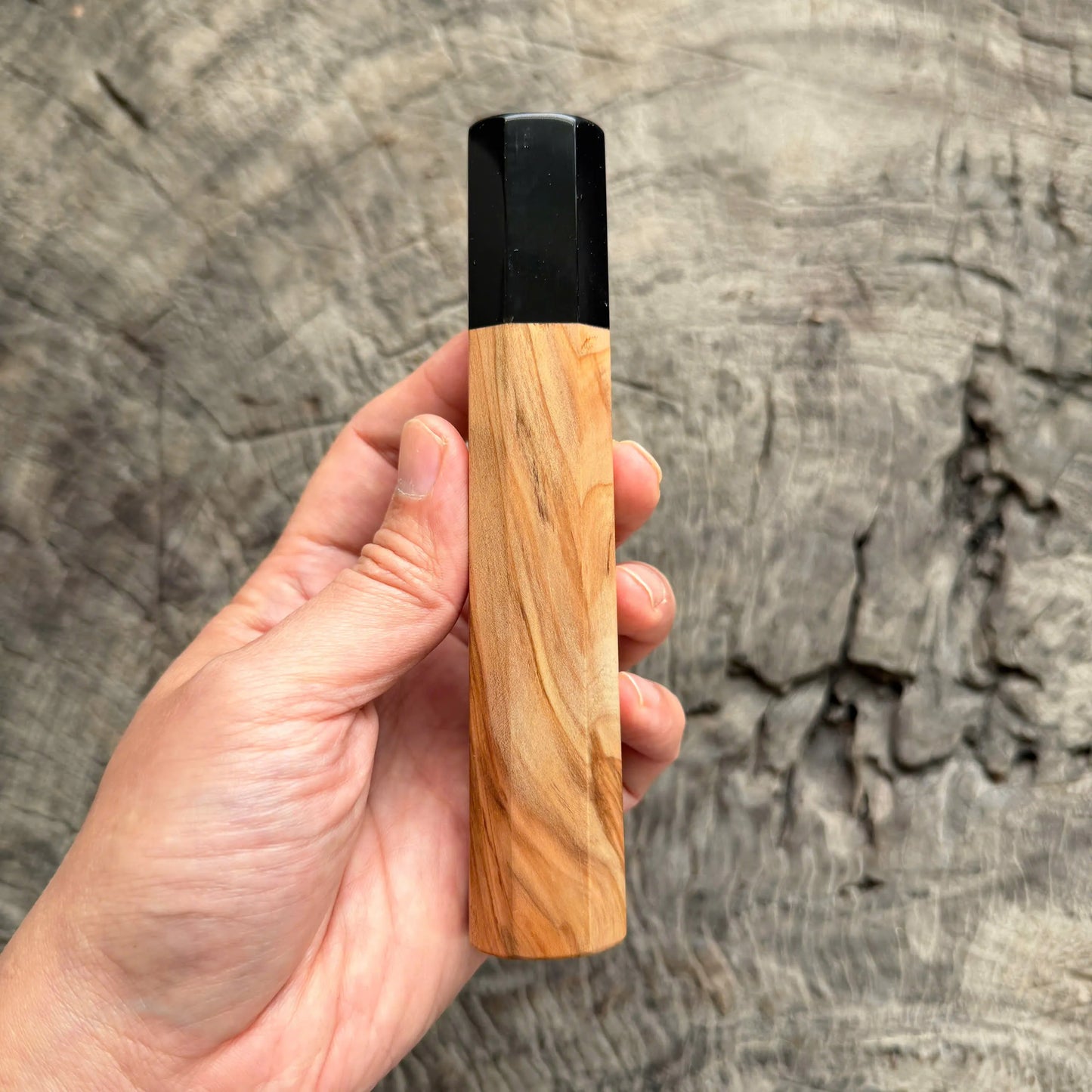 I - 10 Tamamoku Cedar Wa handle Wa handle, Black Horn ferrule - 145 mm