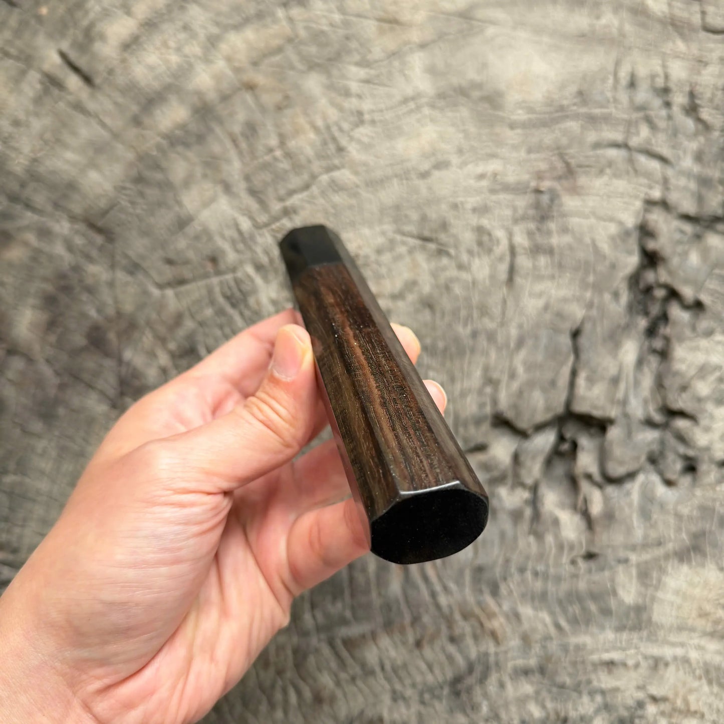 I - Rare Curly Black Siamese Rosewood, Black Horn Ferrule, Black VG10 spacer- 145 mm