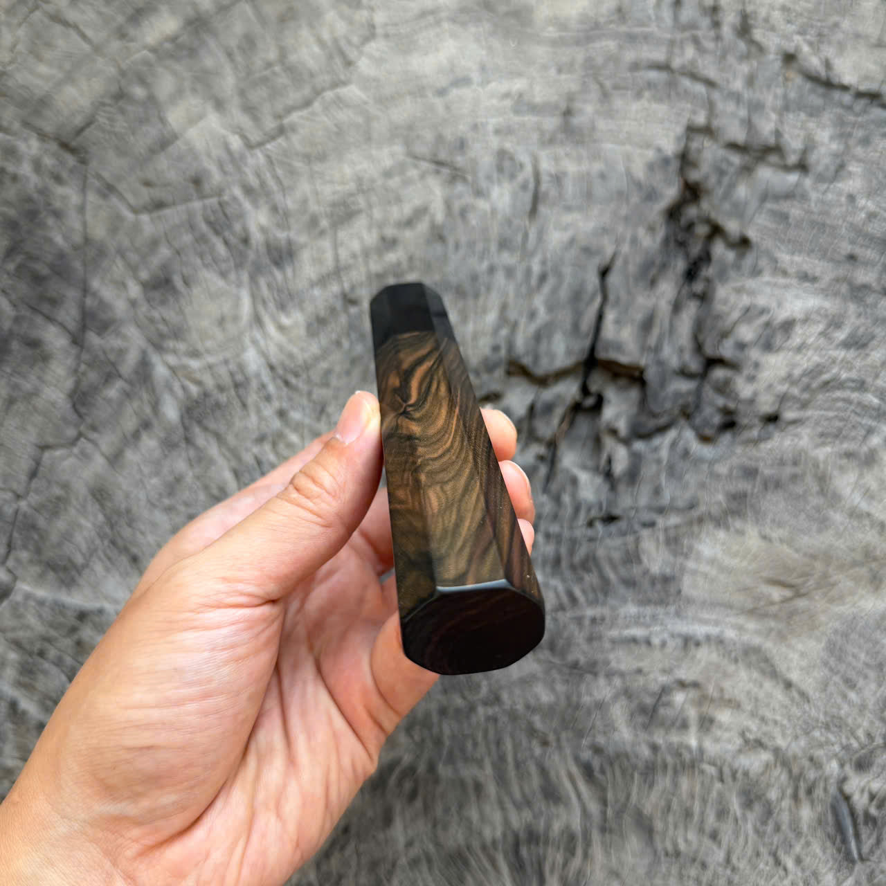I -18 Nice Madagascar Ebony Wa handle, Black Horn Ferrule, 140mm handle