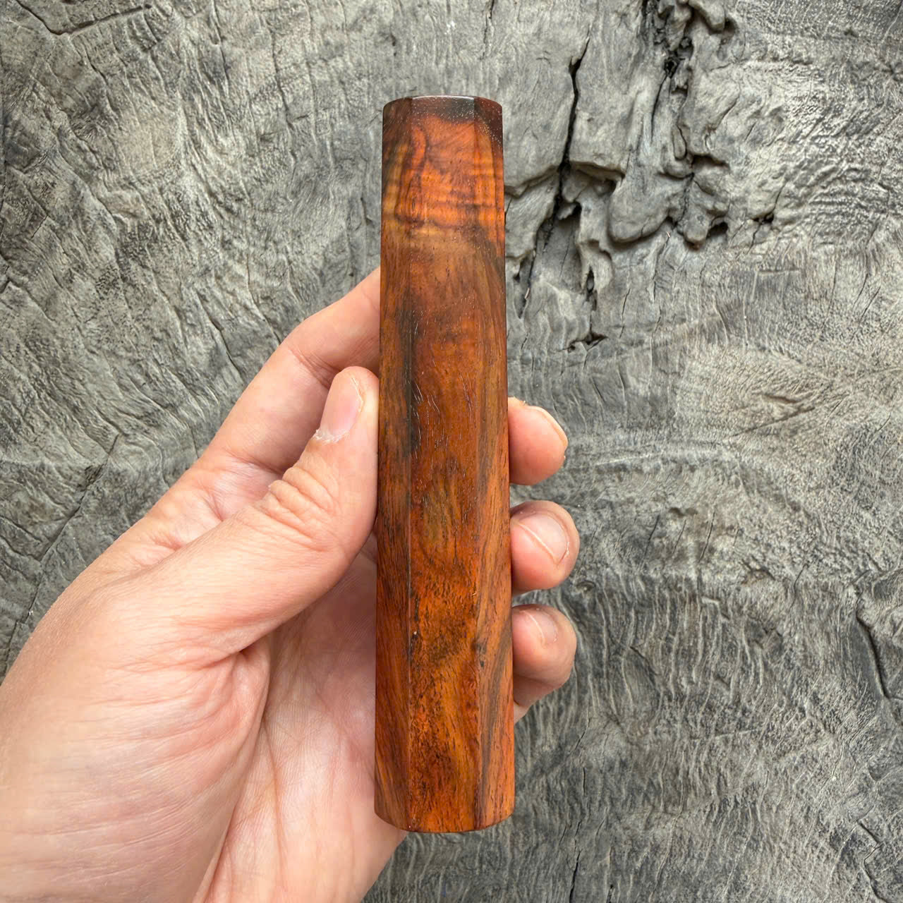 I - 31 Curly Siamese Rosewood Wa handle, Mono- 130mm