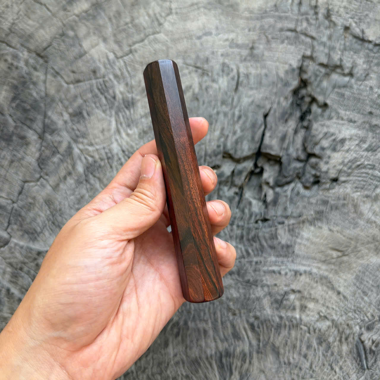 I- 47 Siamese Rosewood Wa handle, Mono, 135mm handle