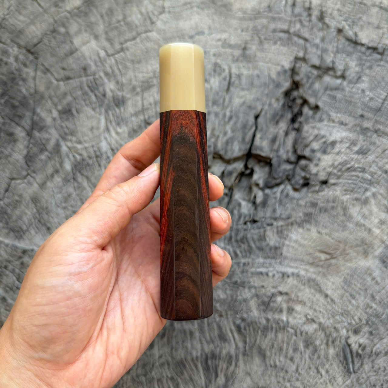 I - 46 Siamese Rosewood Wa handle, White horn Ferrule, 145 mm handle