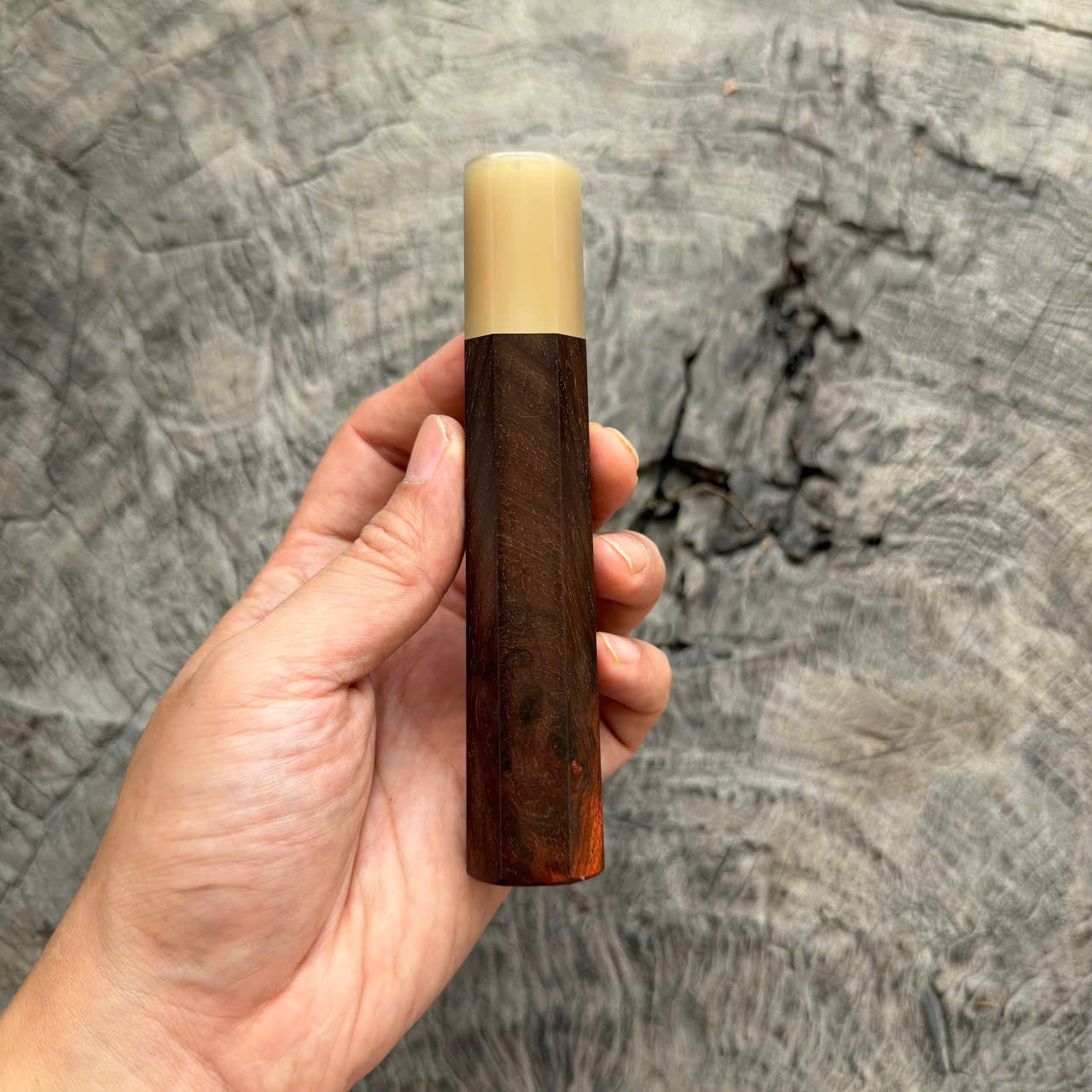I- 7 Siamese Rosewood Burl Wa handle, White horn ferrule, 135mm handle