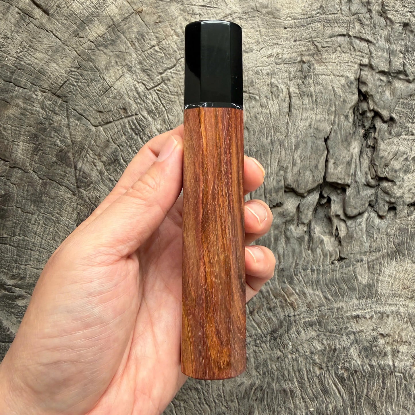 I- 14 Huanghuali wood Wa handle, Black horn ferrule, Black White Stone spacer- 135mm