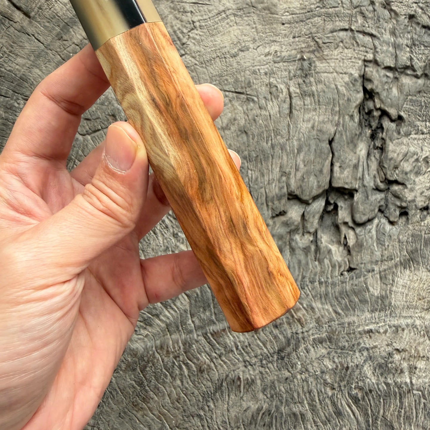 I - 9 Tamamoku Cedar Wa handle Wa handle, Marble Horn ferrule - 145 mm