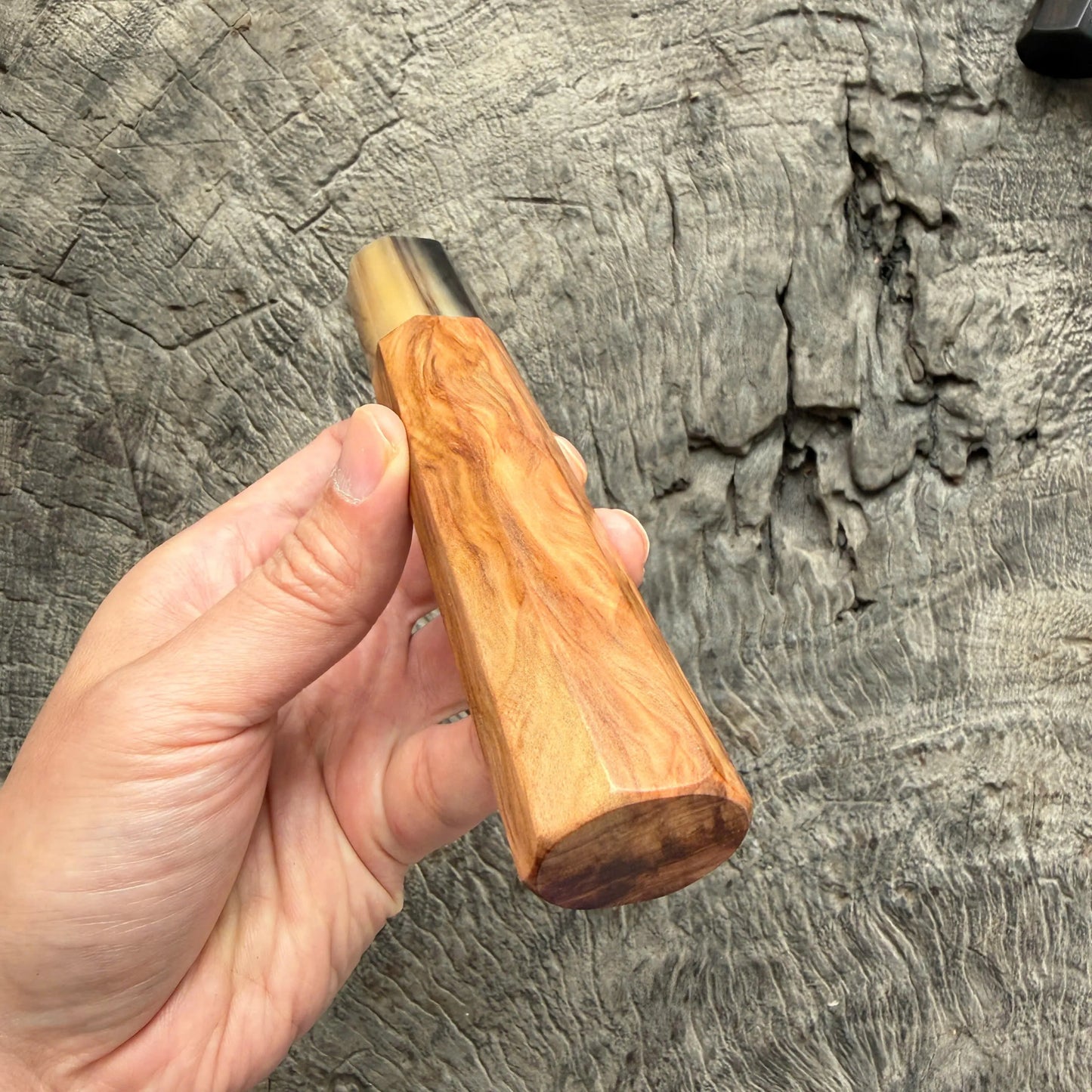 I - 9 Tamamoku Cedar Wa handle Wa handle, Marble Horn ferrule - 145 mm