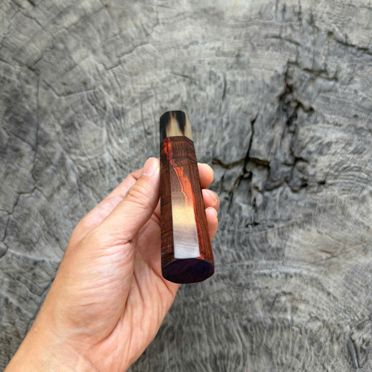 I- Curly Black Red Siamese Rosewood Wa handle, Marble horn ferrule, 135mm handle