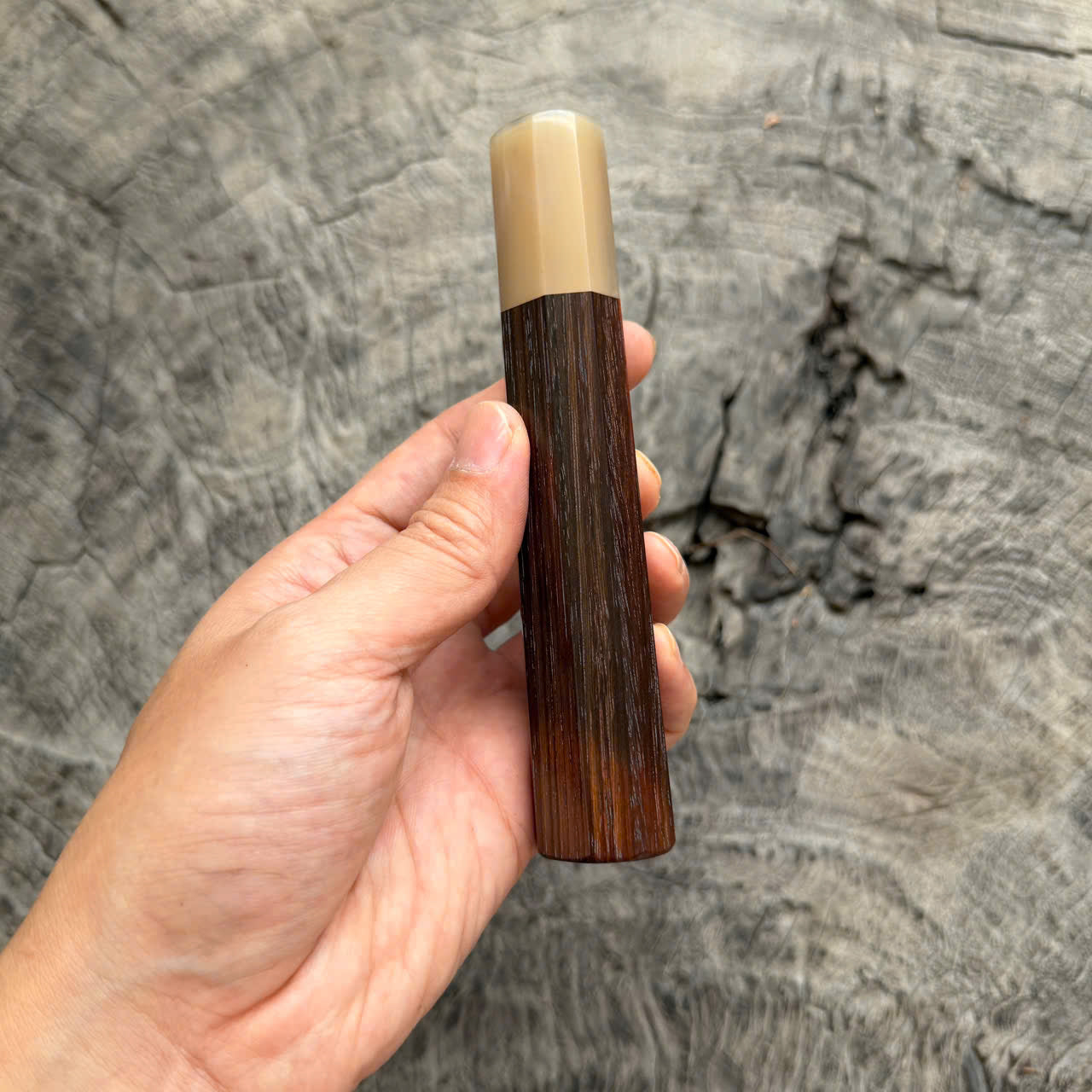I - 41 Siamese Rosewood Wa handle, White horn Ferrule, 140mm handle