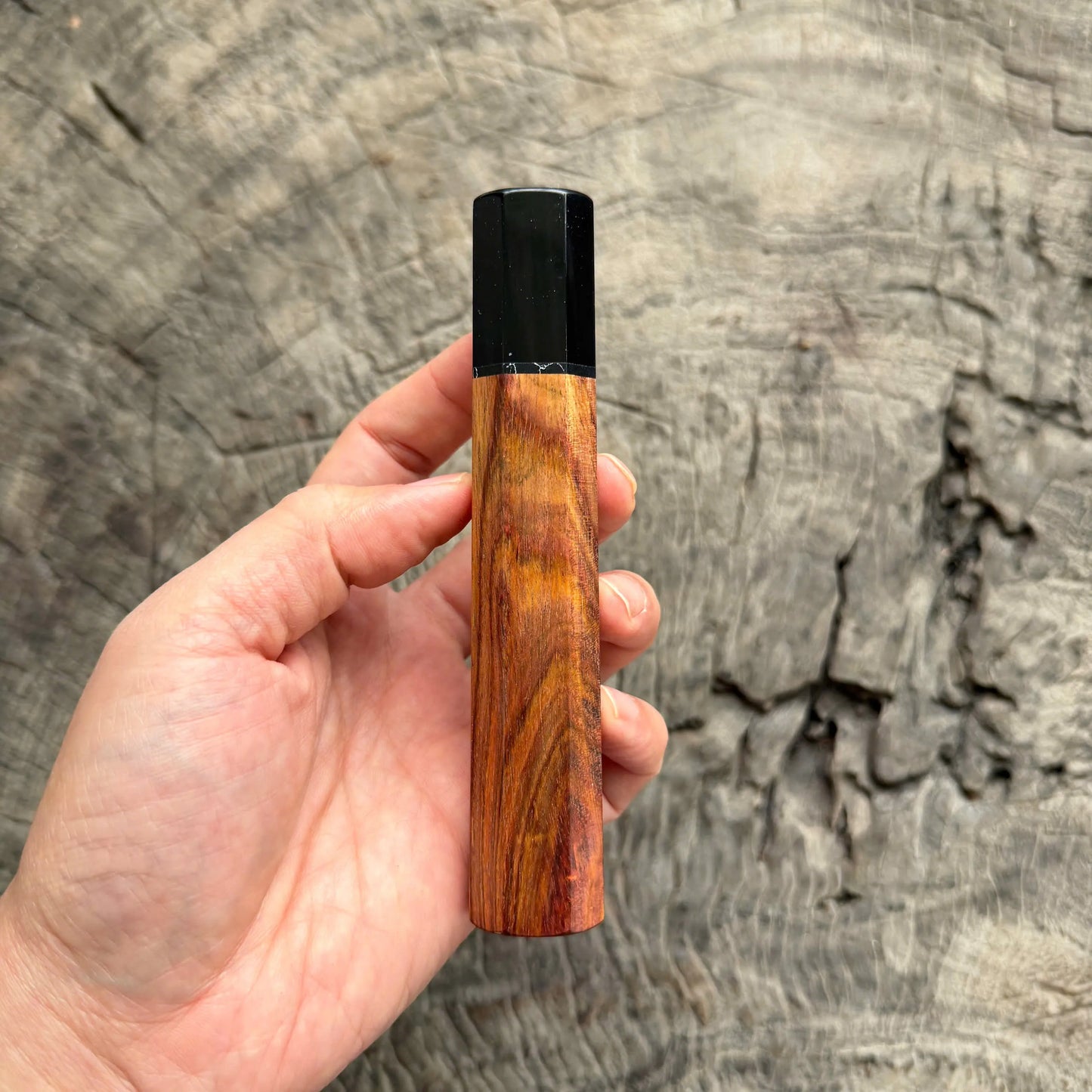 I -  15 Huanghuali wood Wa handle, Black horn ferrule, Black White Stone spacer - 145 mm