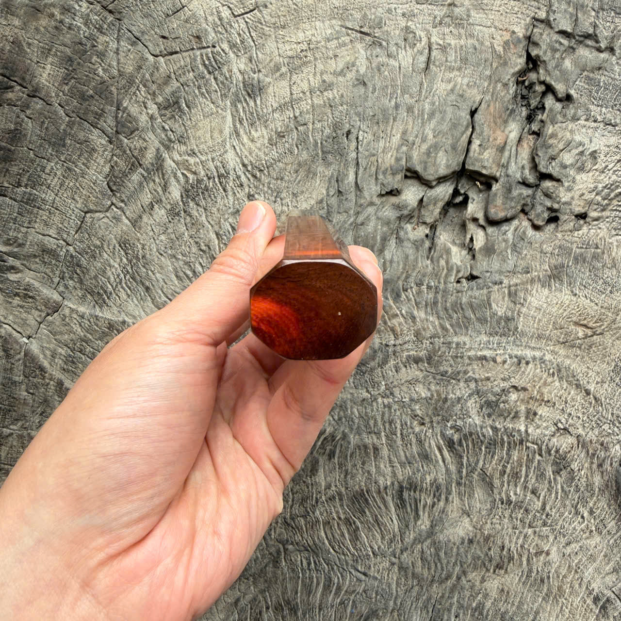 I - Curly Siamese Rosewood Wa handle with Horizontal grain, Marble horn ferrule,  145 mm handle