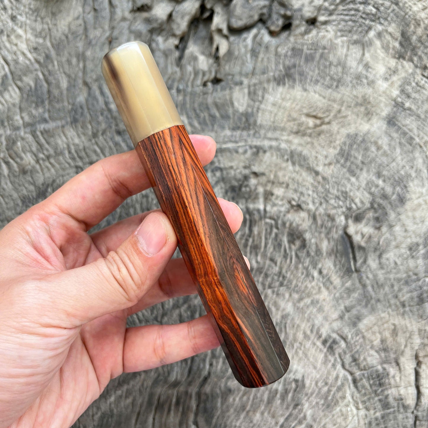 I- 17 Siamese Rosewood Wa handle, white horn ferrule - 135mm
