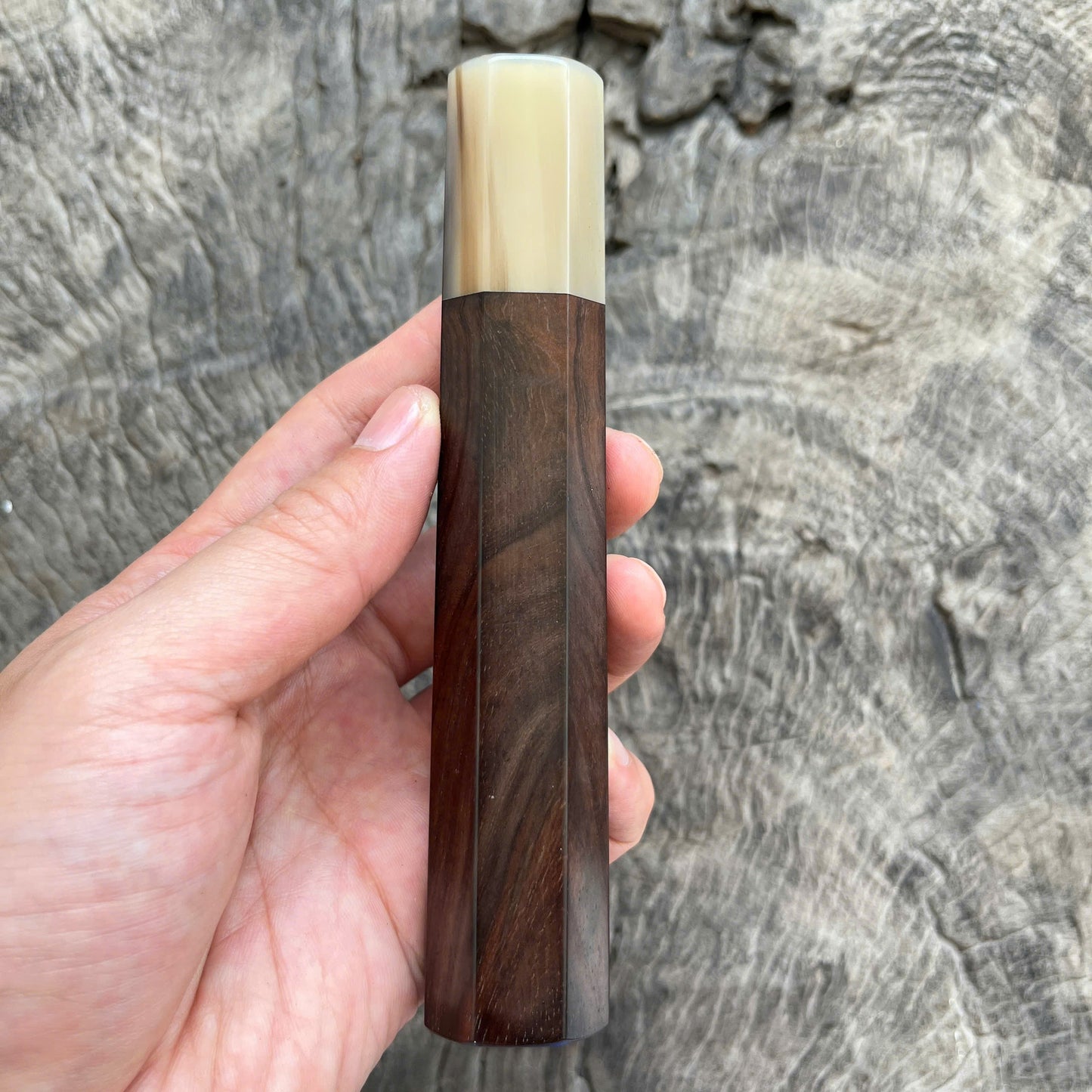 I -25 Siamese Rosewood Wa handle, Marble horn Ferrule, 145 mm