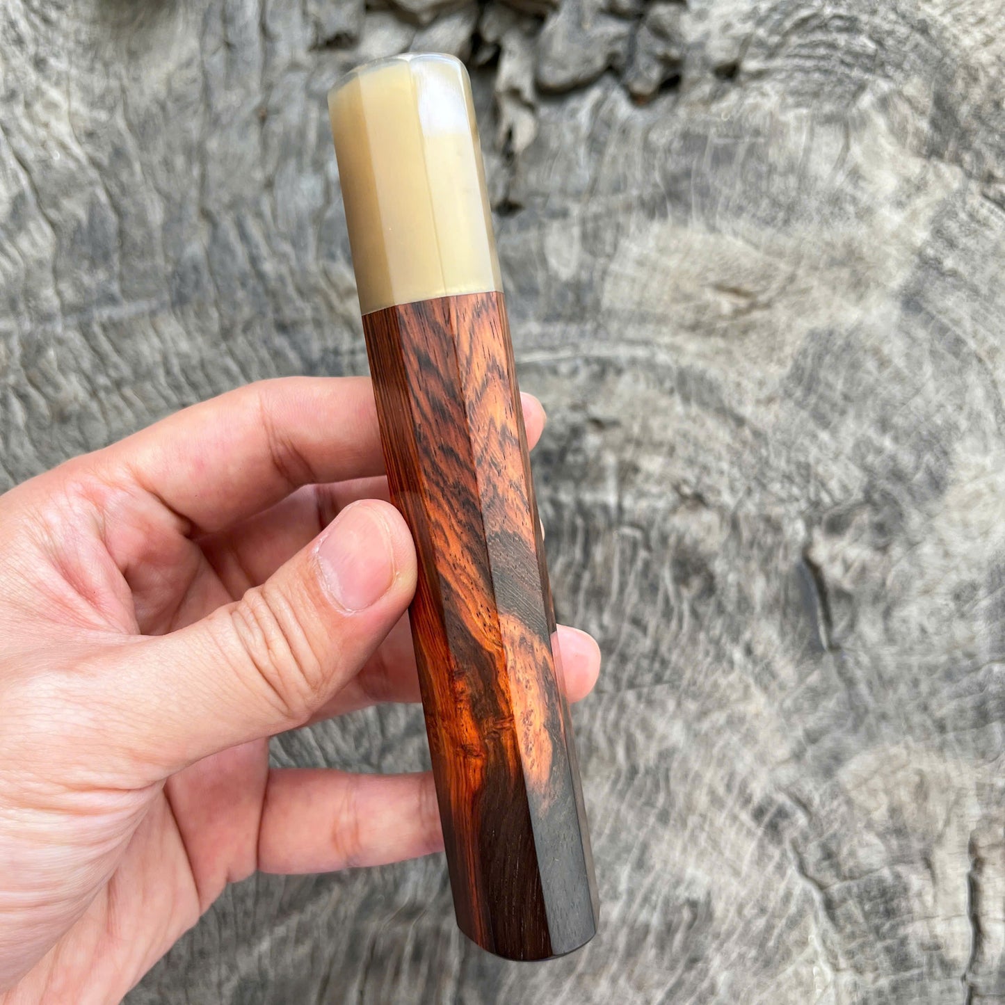 I- 17 Siamese Rosewood Wa handle, white horn ferrule - 135mm